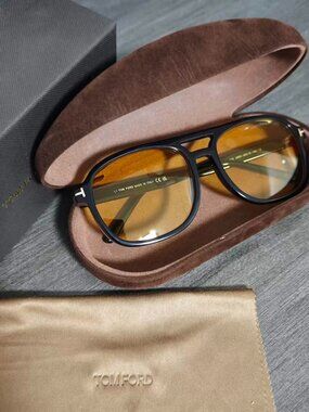 ℒTom Ford Sunglasses